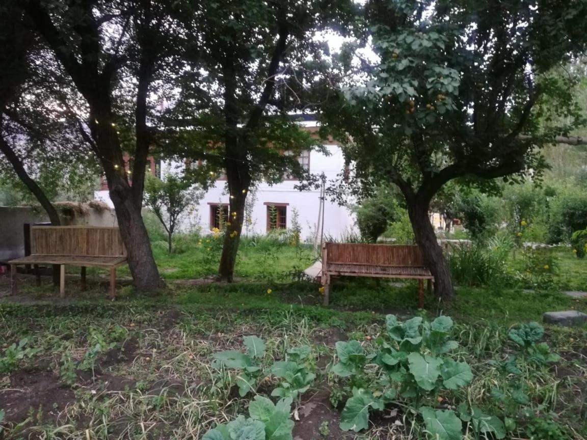 Sernang Homestay Hundar Ngoại thất bức ảnh