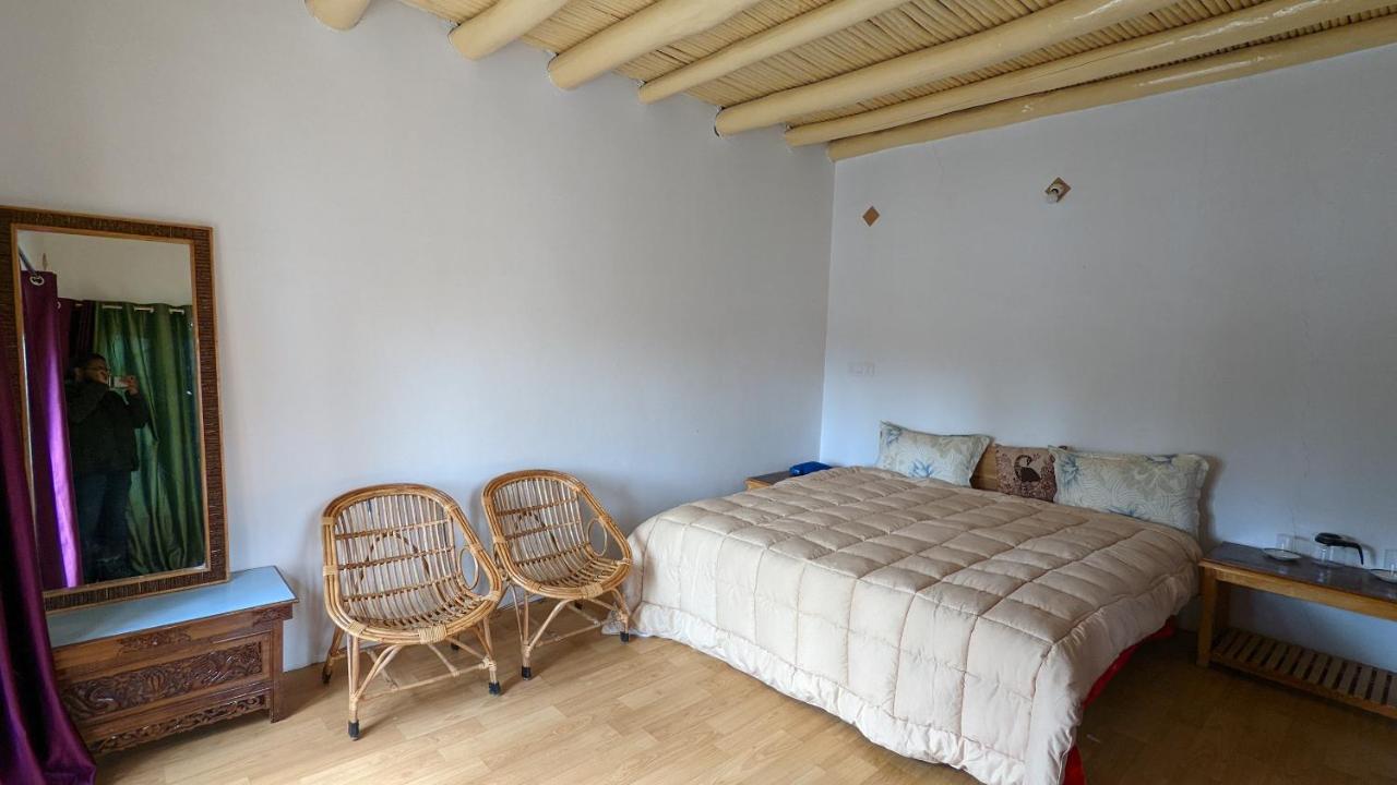 Sernang Homestay Hundar Ngoại thất bức ảnh