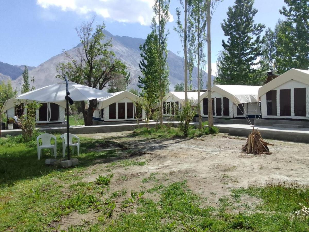 Sernang Homestay Hundar Ngoại thất bức ảnh